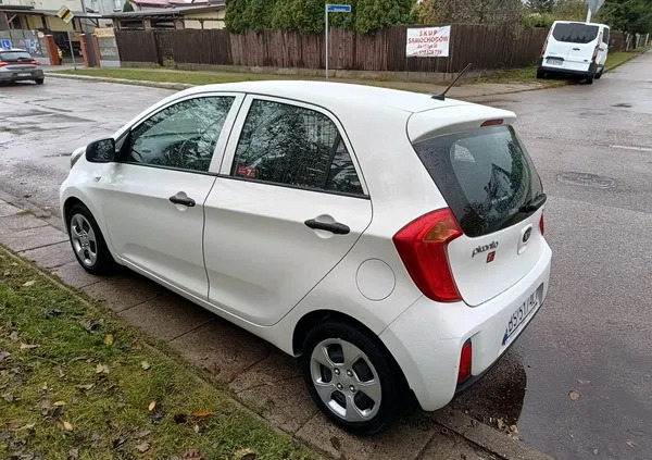 samochody osobowe Kia Picanto cena 10500 przebieg: 180000, rok produkcji 2016 z Suwałki